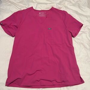 Figs Electron Pink One-pocket top
